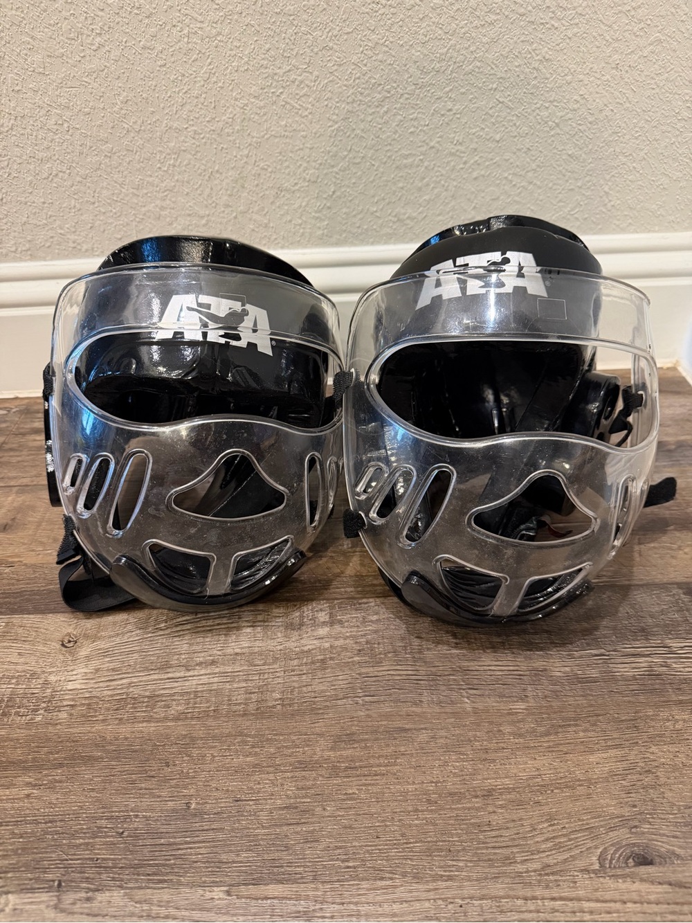 AXA HRCA330 Training Headgear Clear Face Shield Size M Black/Clear Boxing MMA